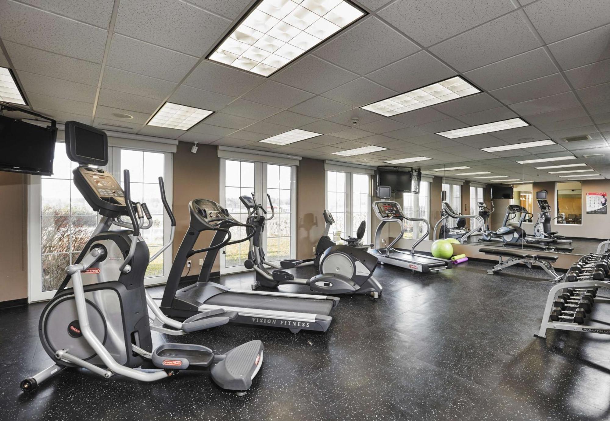 Best Western Plus Orangeville Inn & Suites Esterno foto