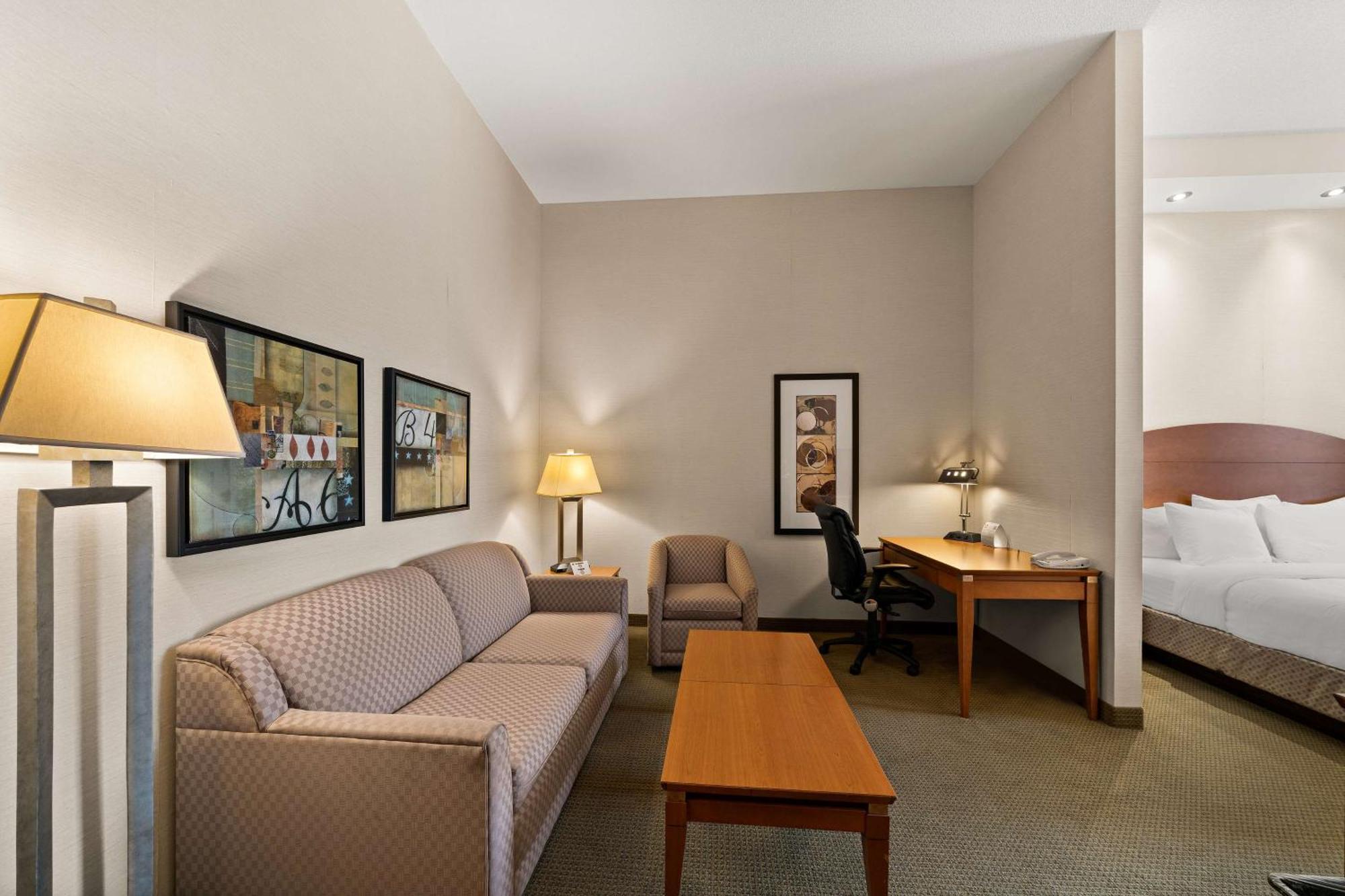 Best Western Plus Orangeville Inn & Suites Esterno foto