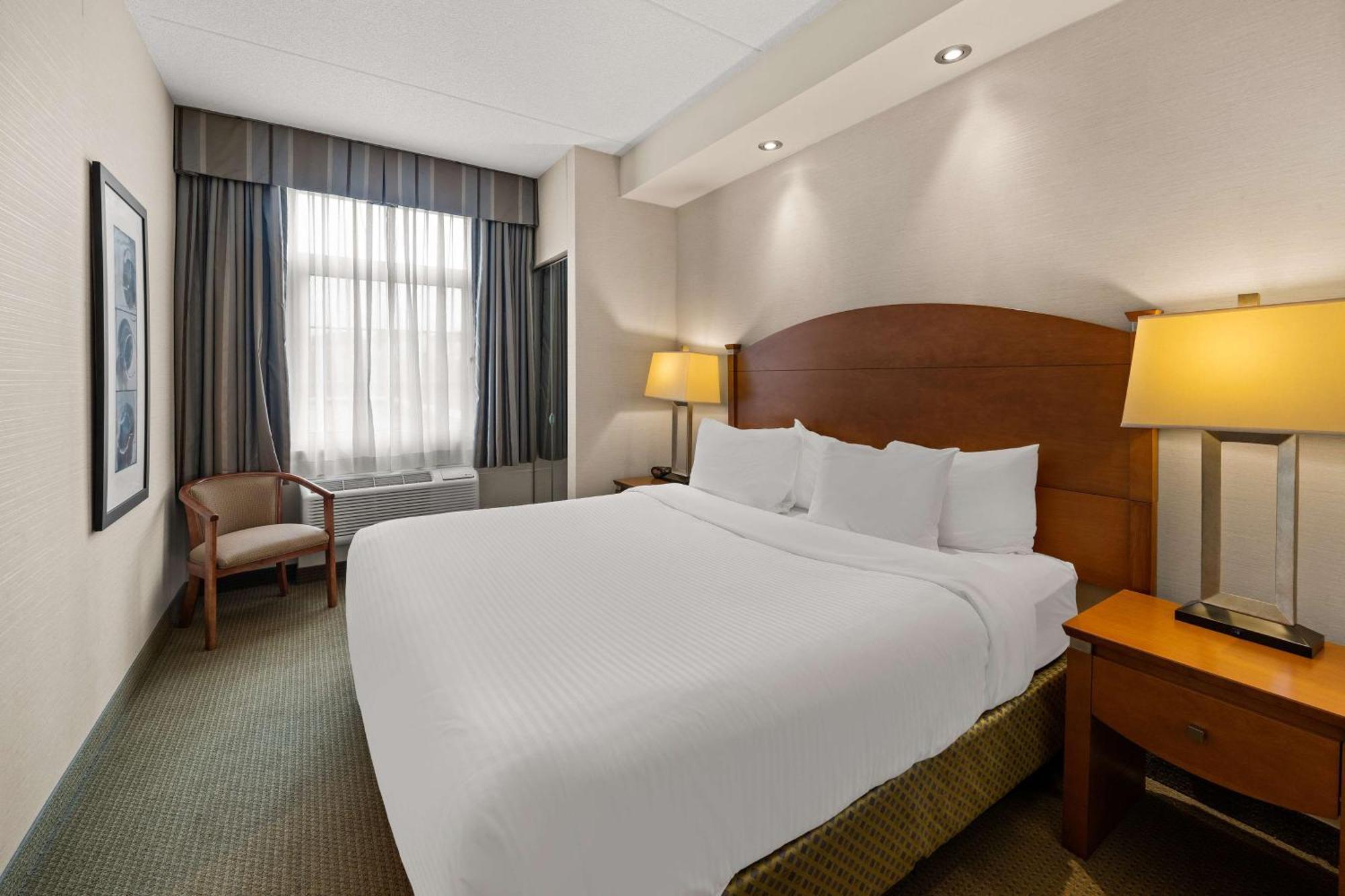 Best Western Plus Orangeville Inn & Suites Esterno foto