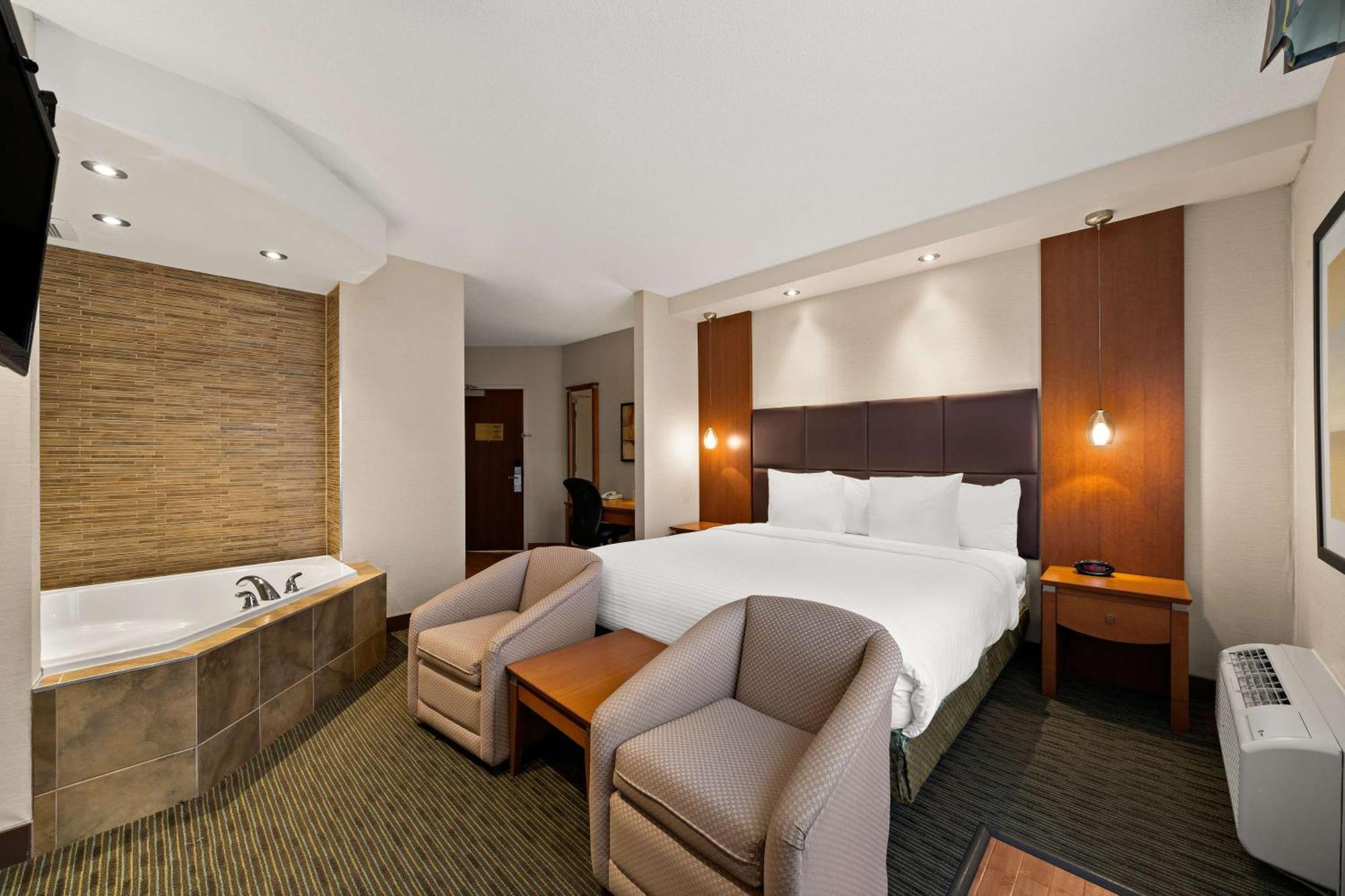 Best Western Plus Orangeville Inn & Suites Esterno foto