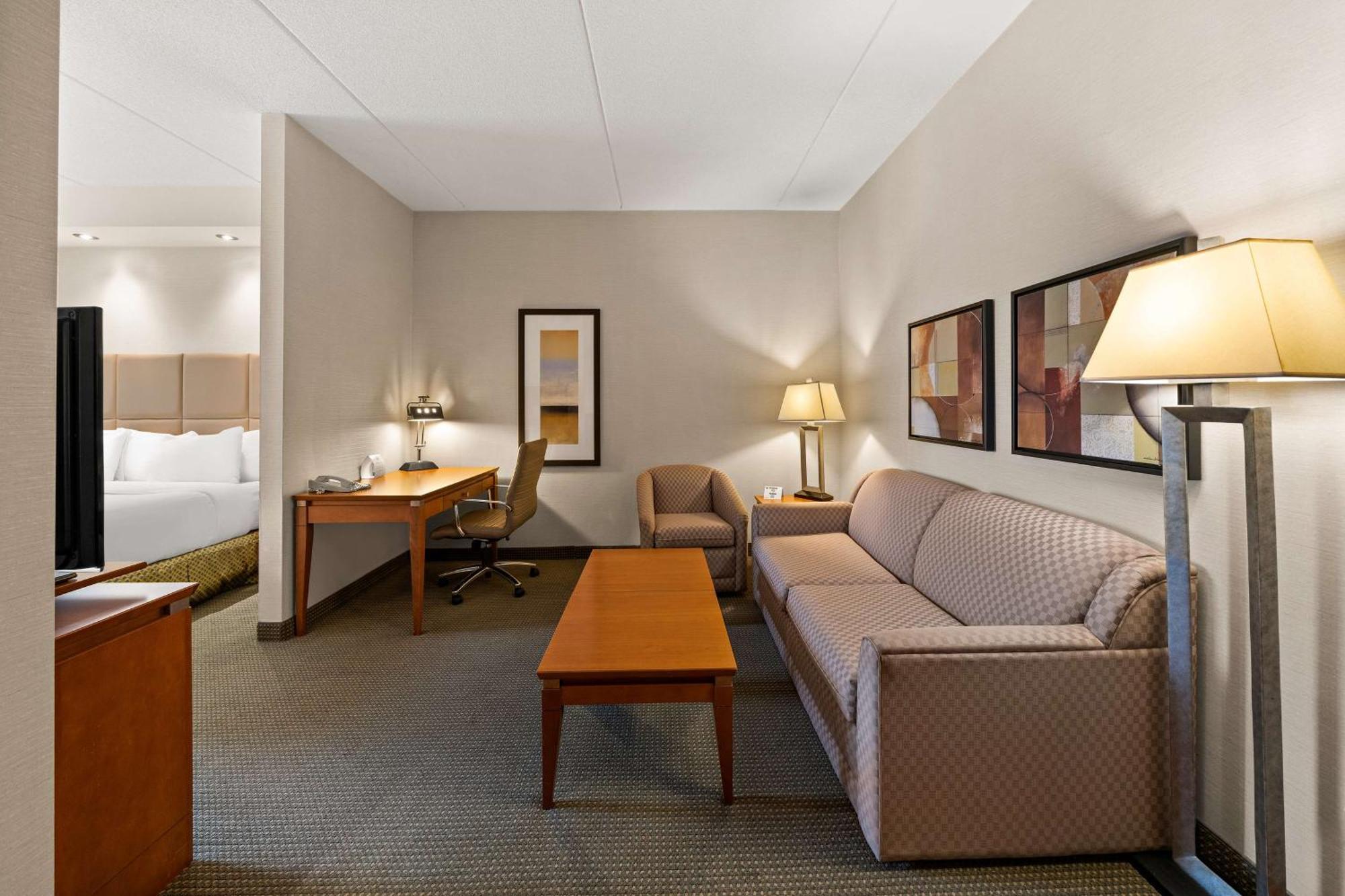 Best Western Plus Orangeville Inn & Suites Esterno foto