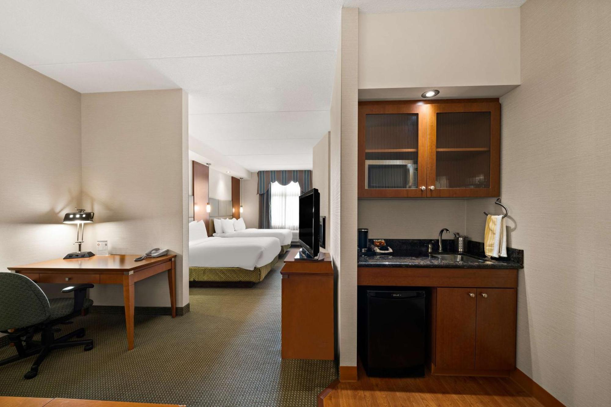 Best Western Plus Orangeville Inn & Suites Esterno foto