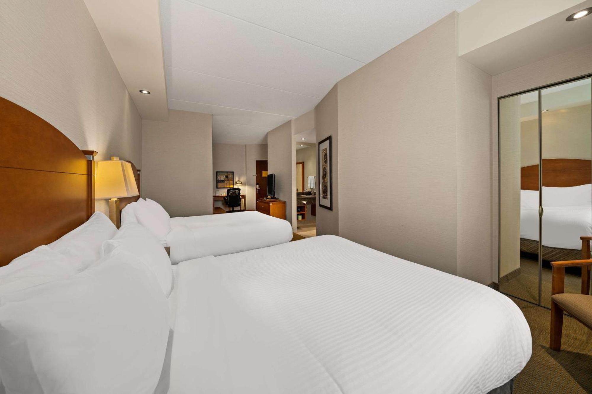 Best Western Plus Orangeville Inn & Suites Esterno foto