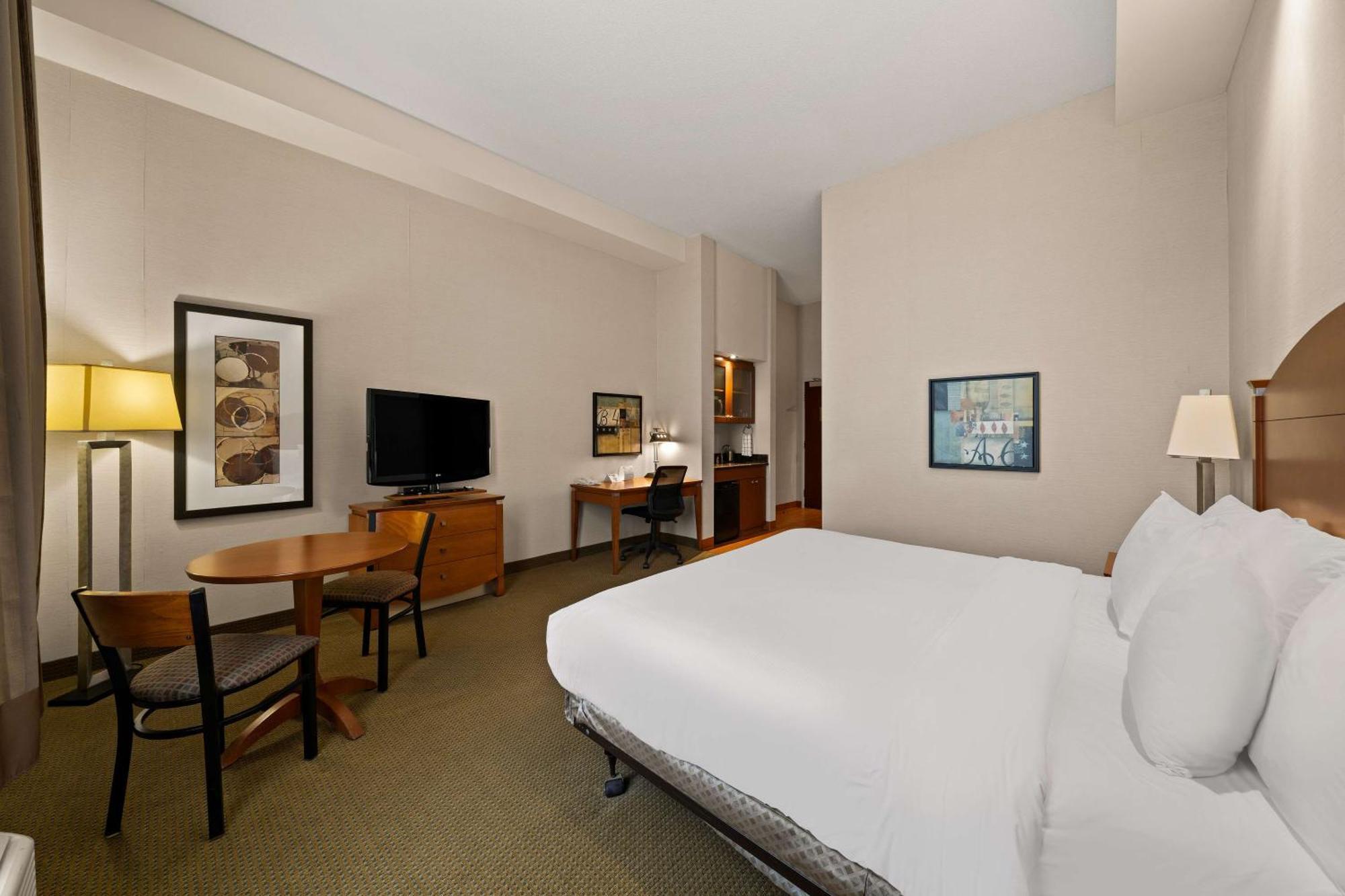 Best Western Plus Orangeville Inn & Suites Esterno foto
