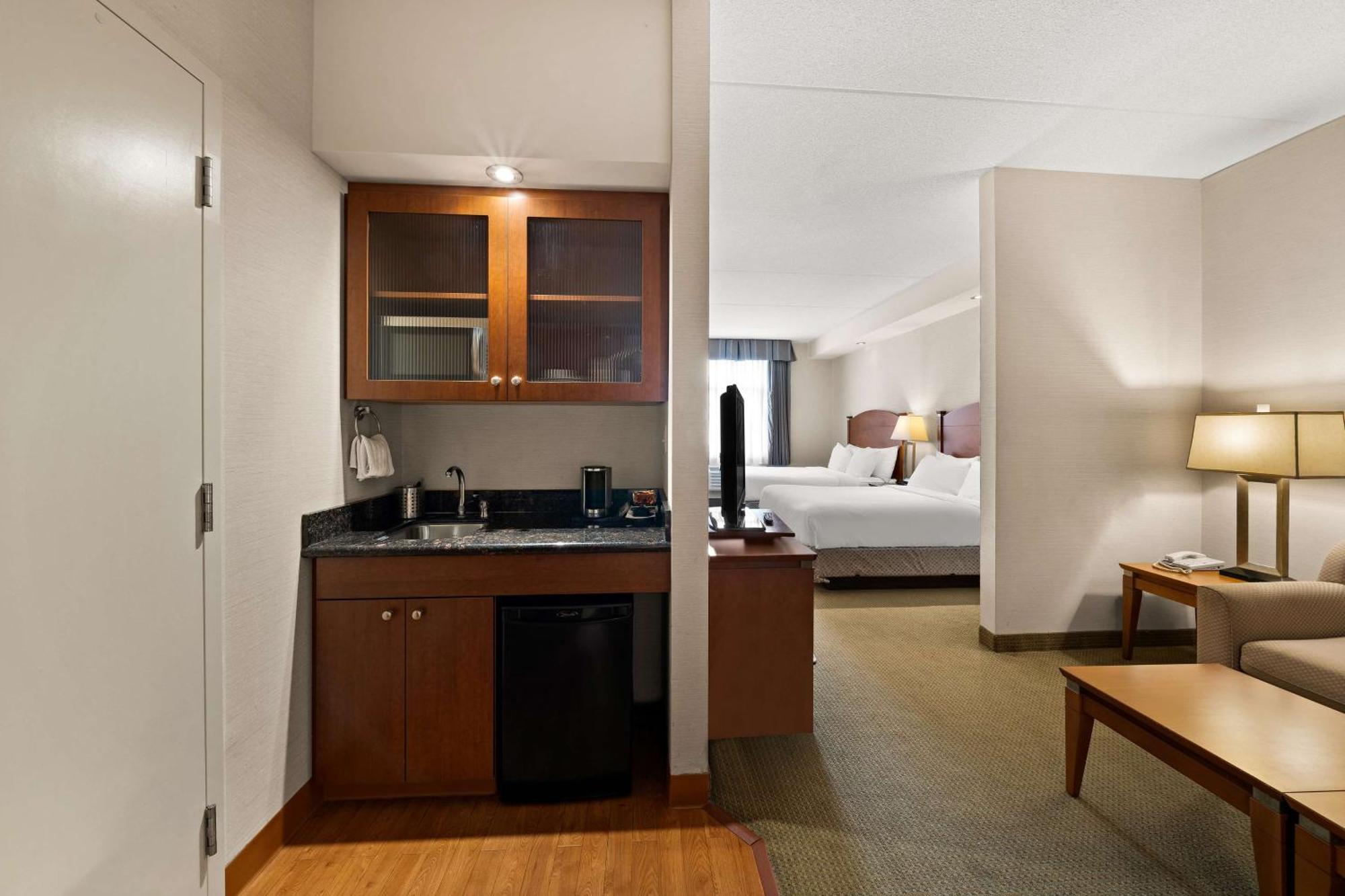 Best Western Plus Orangeville Inn & Suites Esterno foto